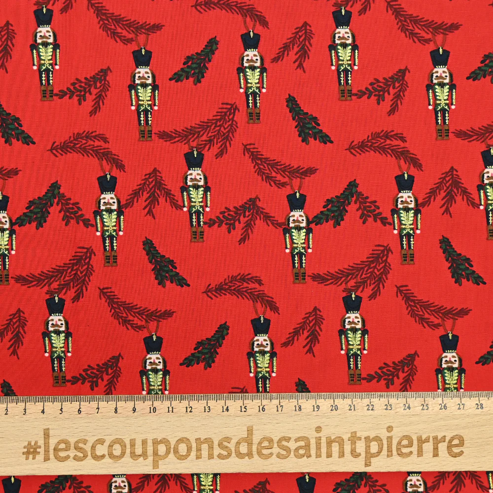 Coton imprimé et doré soldat de bois fond rouge - Image 4