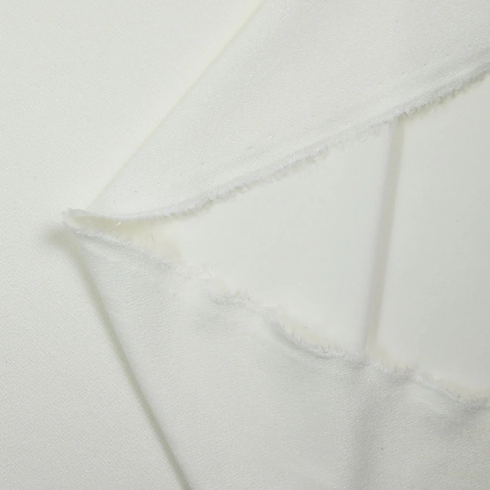 Crêpe polyester envers jersey blanc cassé - Image 3