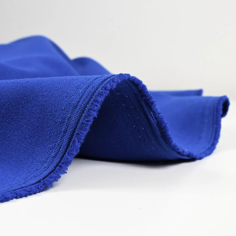 Crêpe polyviscose bleu roi - Image 4