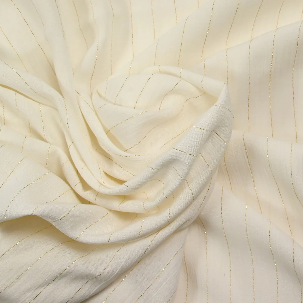 Crépon viscose rayé lurex doré fond blanc cassé - Image 2
