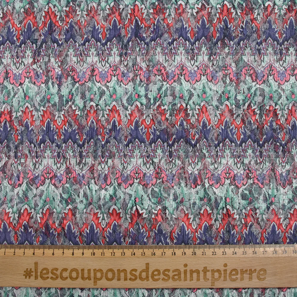 Dentelle imprimée arabesque arlequin violet, vert d'eau et rose - Image 3