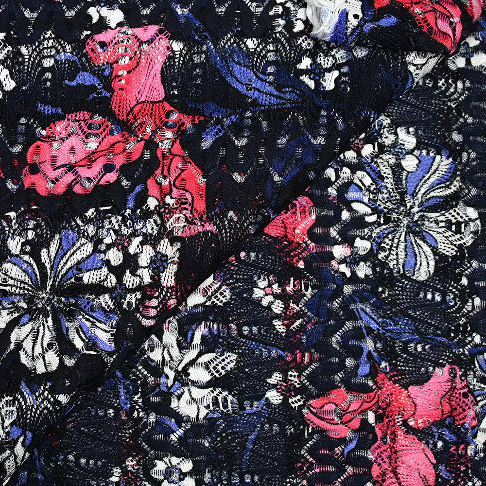 Dentelle imprimée polyester fleurs rose fond marine - Image 4