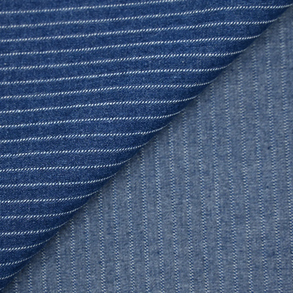 Jean’s coton extensible à rayures tissées fond bleu moyen