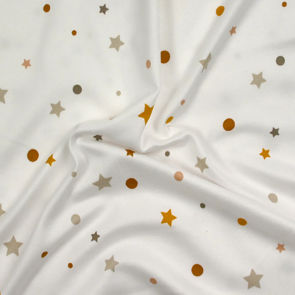 Jersey tout doux imprimé pois et étoiles fond blanc cassé - Image 4