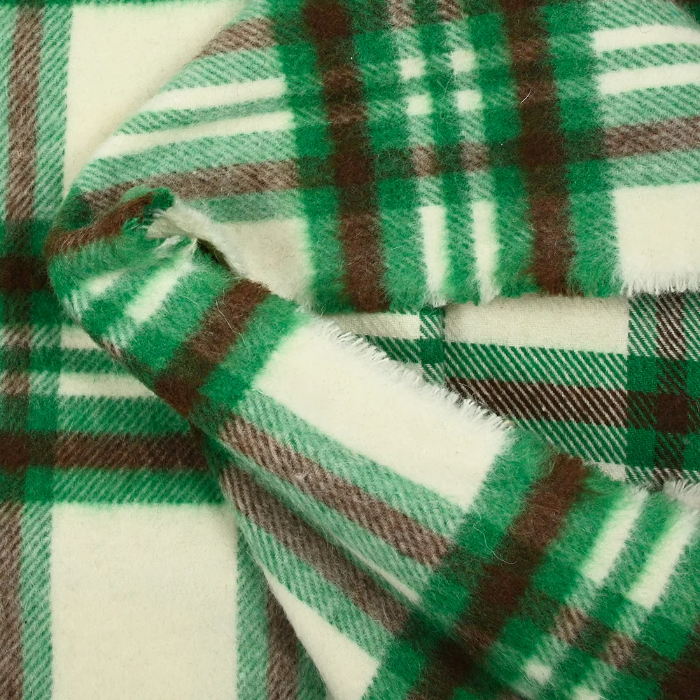 Lainage polyester brossé à carreaux vert et marron fond écru - Image 4