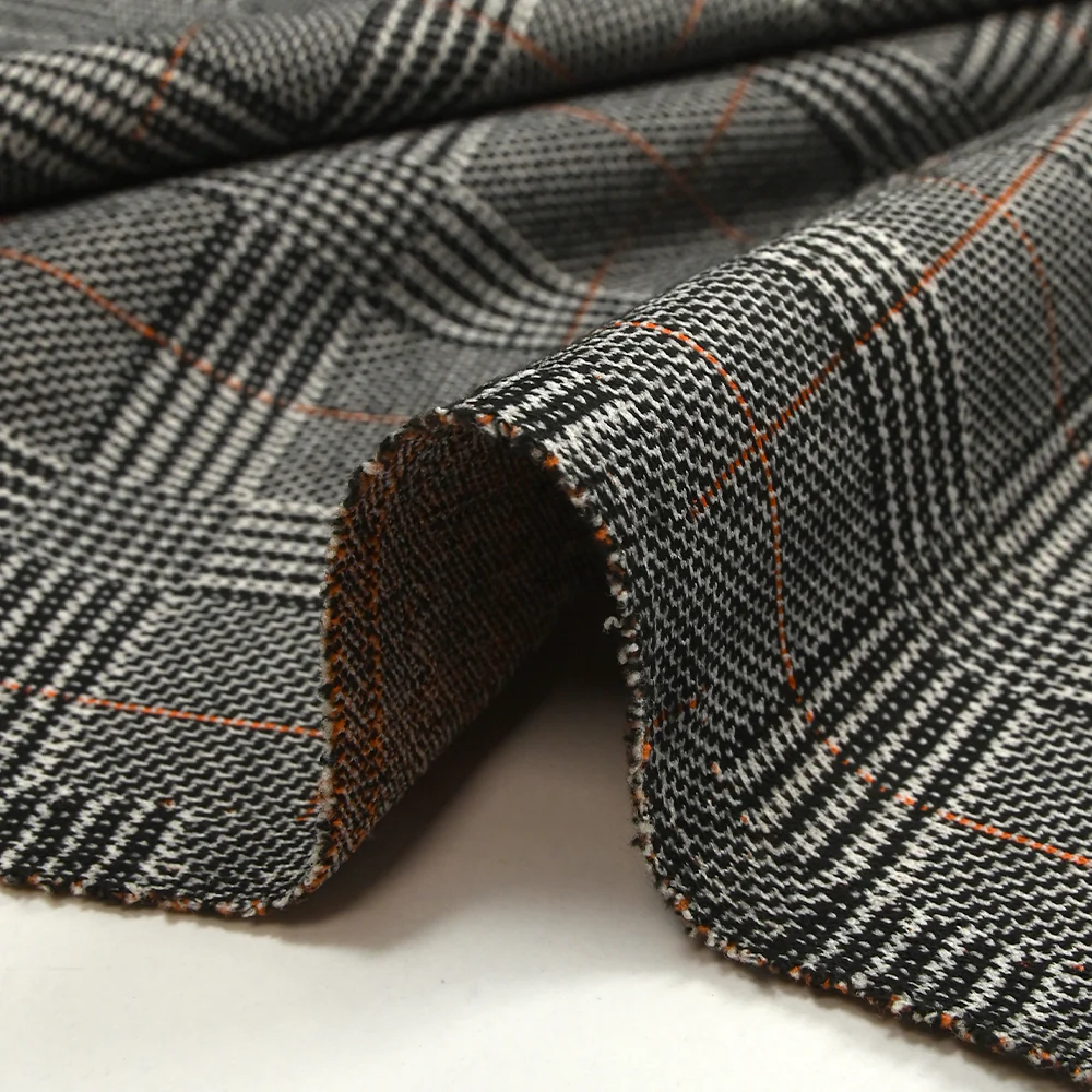 Maille Milano prince-de-galles ligne orange fond noir et blanc - Image 6