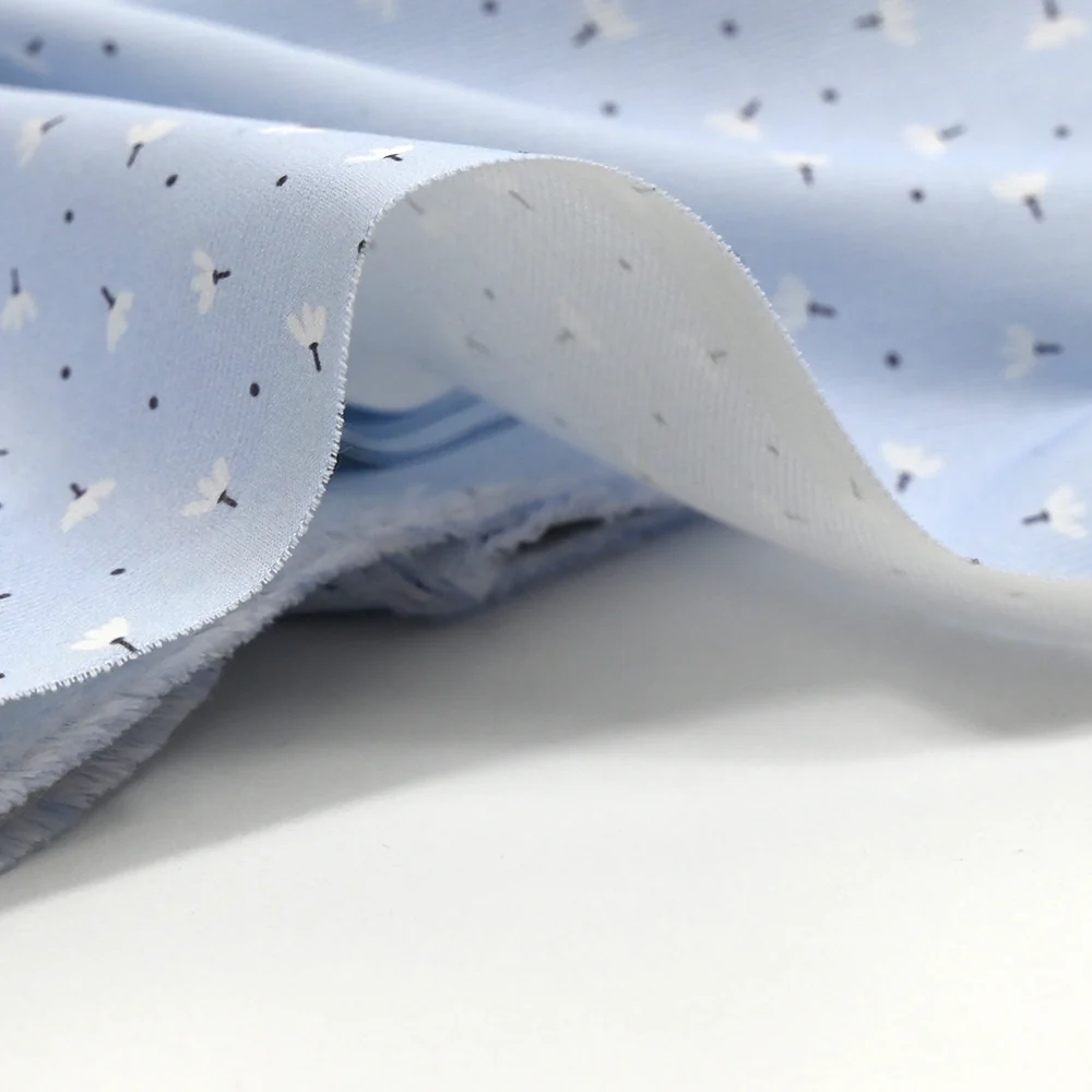 Piqué de coton imprimé pissenlit fond bleu clair - Image 5