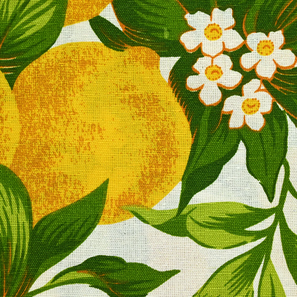 Polycoton imprimé citrons et feuilles vertes fond blanc - Image 4