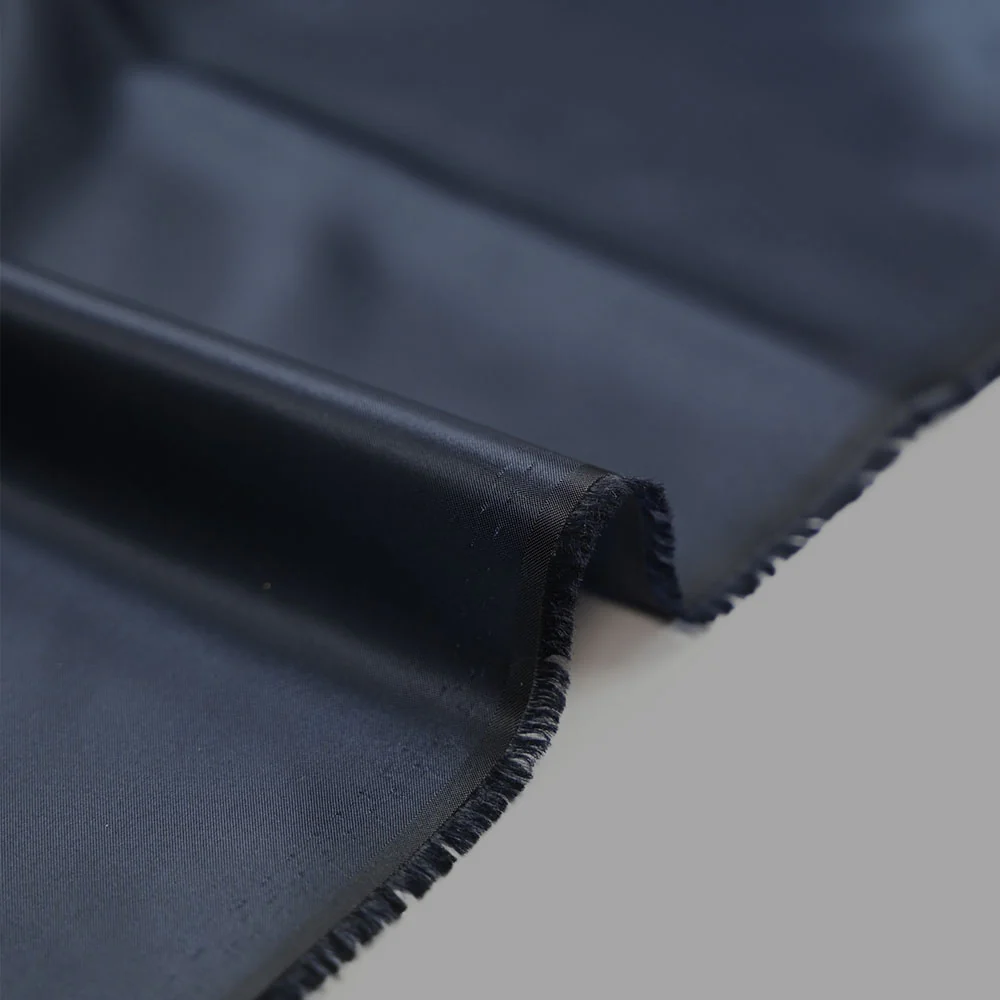 Satin duchesse polyester bleu marine - Image 4