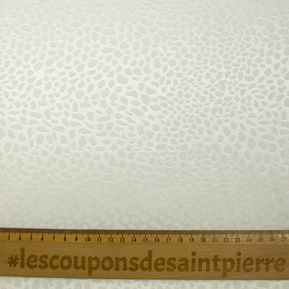 Satin jacquard de polyester graou fond blanc cassé - Image 3