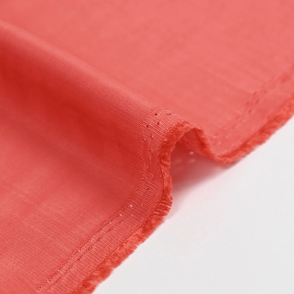 Twill polyviscose doupionné satiné Rosa corail - Image 4