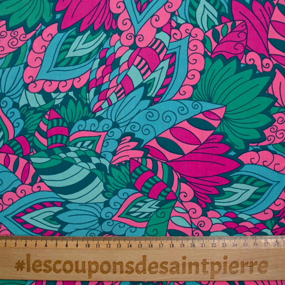 Viscose imprimée sauvage vert et rose - Image 4